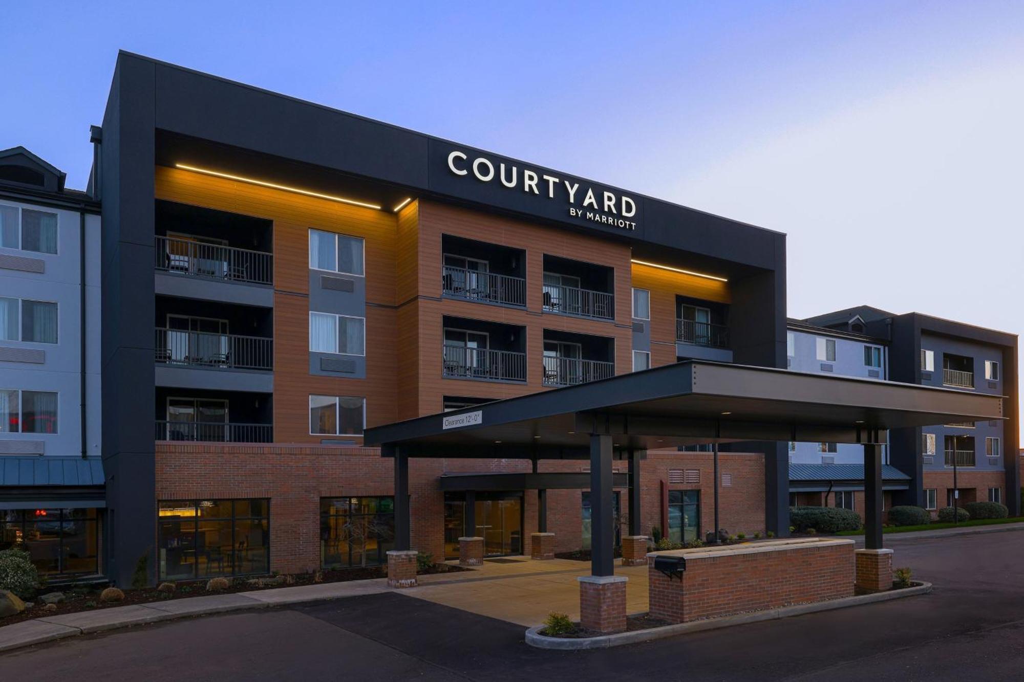Courtyard By Marriott Portland Southeast/clackamas